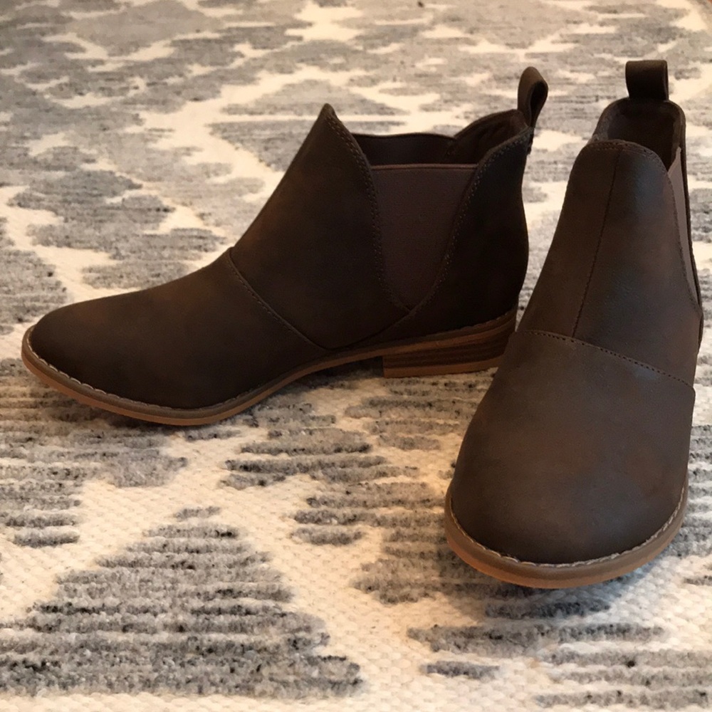 NEW WITH TAGS ROCKET DOG BOOTIES